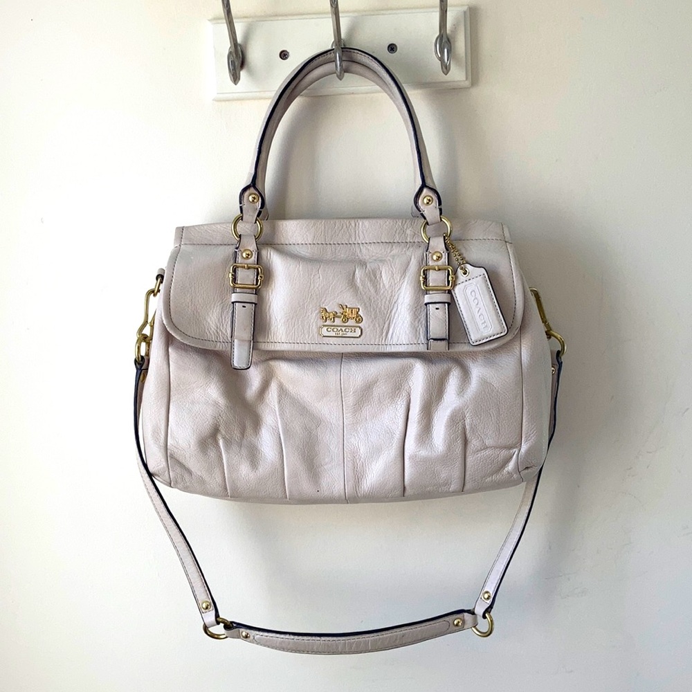 Coach shoulder/Crossbody Bag